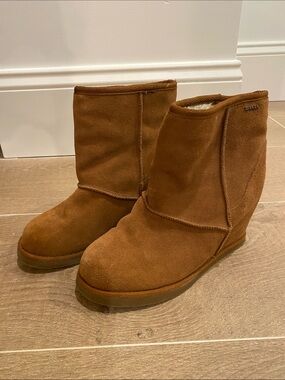 ZIGI girl Suede Wedge Boots - Chestnut